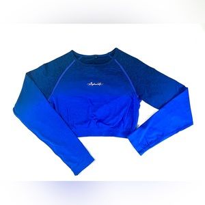 Alphalete Amplify Long Sleeve Crop